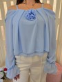 Blusa Azzurra con Rosa