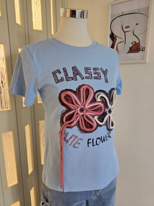 T-Shirt Fiori Azzurra