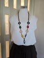 Blusa Giro Collana Colorata
