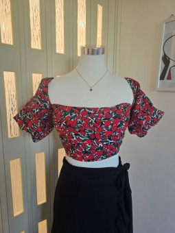 Top Rosso a Fiori