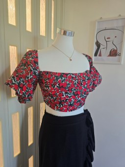 Top Rosso a Fiori