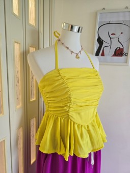 Top Giallo Lola