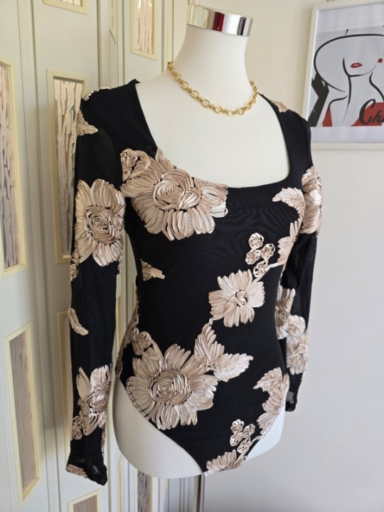 Body Flowers Black