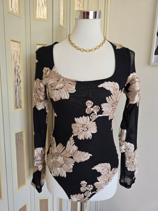 Body Flowers Black