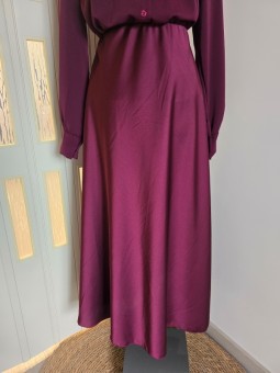 Gonna Satin Bordeaux