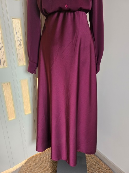 Gonna Satin Bordeaux