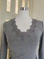 Maglia Grigia Scollo Merletto