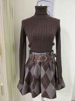 Maglione Marrone Trecce