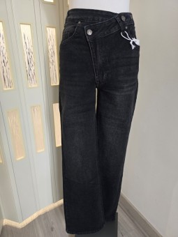Jeans Grigio Scuro Asimmetrico