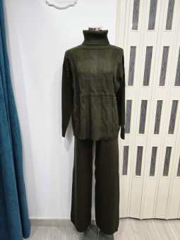 Coordinato a Trecce Verde...