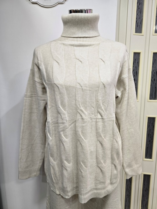 Coordinato a Trecce Crema