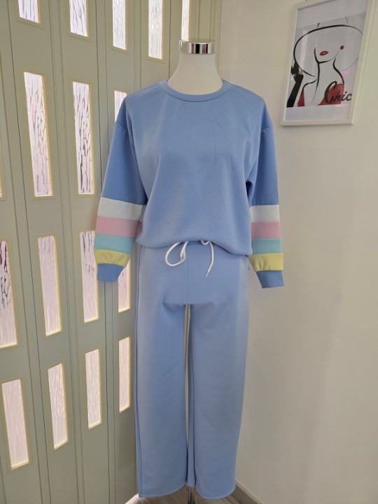 Completo Azzurro Manica Colorata