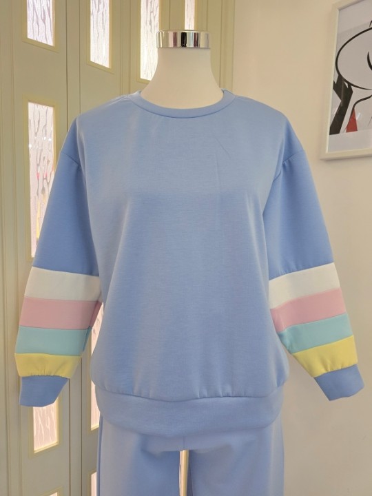 Completo Azzurro Manica Colorata