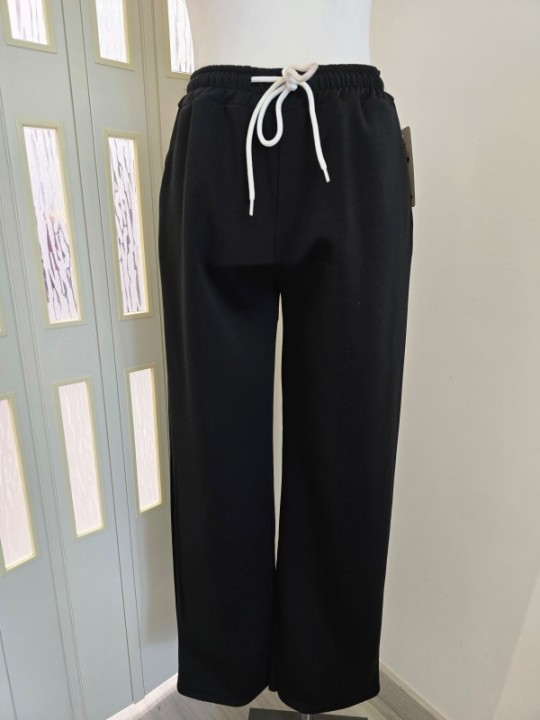 Completo Nero Manica Colorata