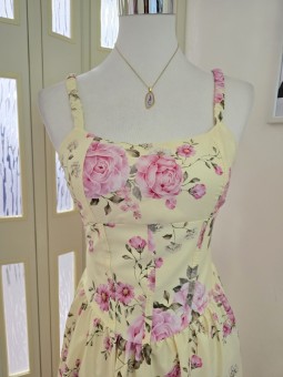 Abito Giallo Fiori Rosa