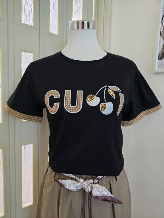 T-shirt Nera Maniche Quadretti