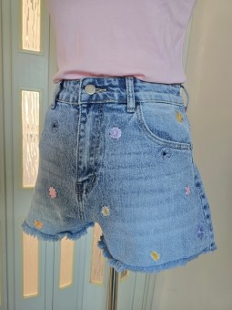 Shorts Di Jeans Fiori Colorati