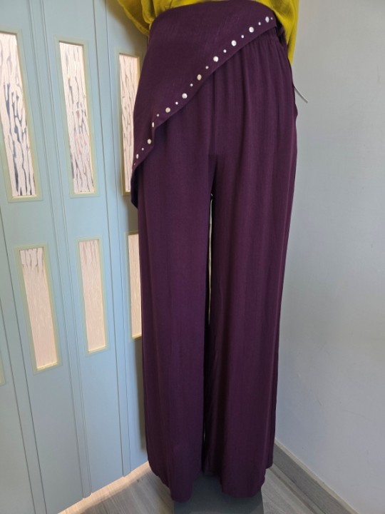 Pantalone A Palazzo Burgundy con Foulard