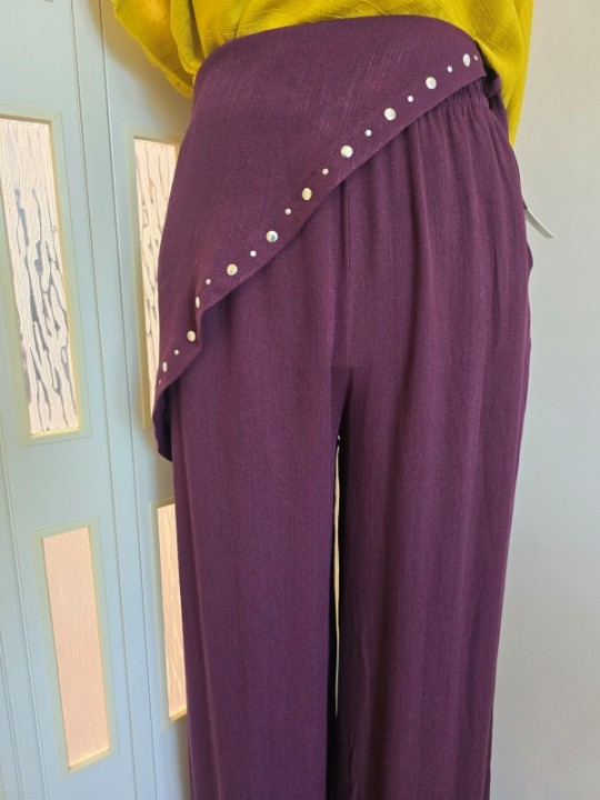 Pantalone A Palazzo Burgundy con Foulard