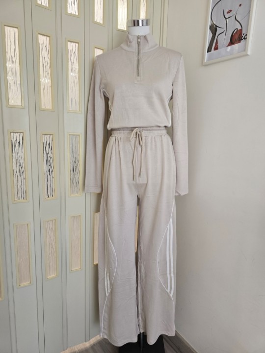 Tuta Streetwear Beige Chiaro