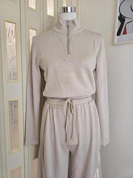 Tuta Streetwear Beige Chiaro