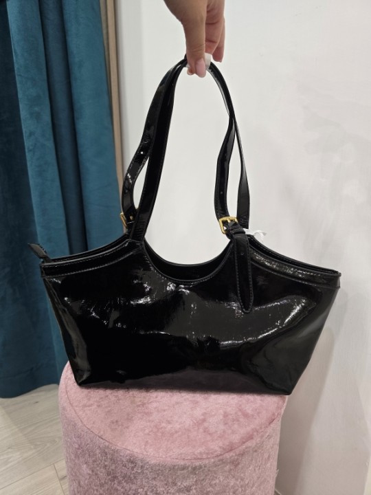Borsa Regina S.