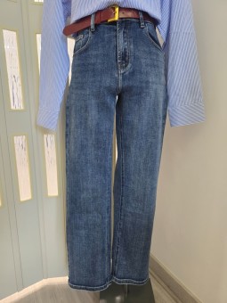 Jeans Straight Ankle Con...
